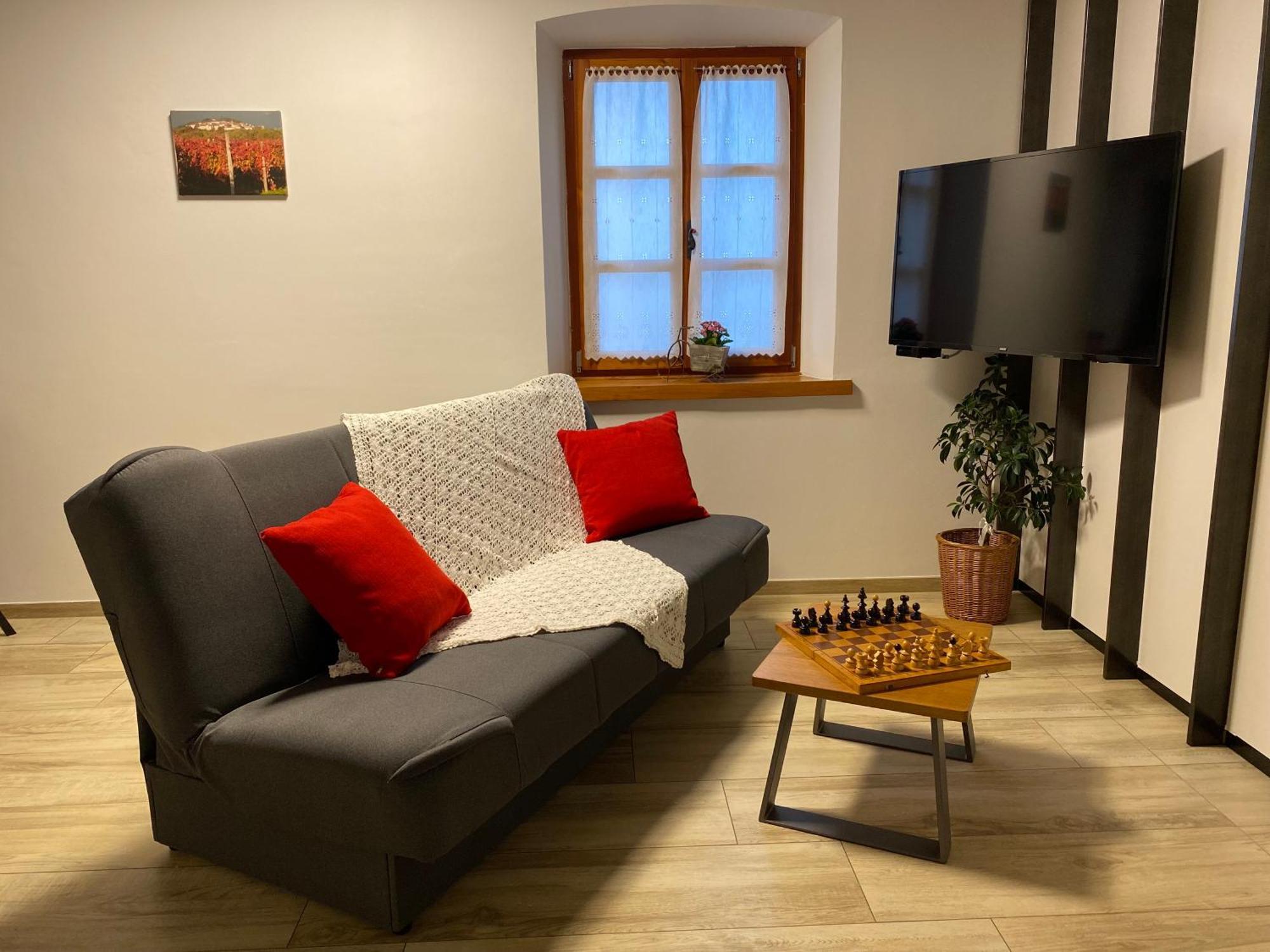 Apartmaji In Sobe Odlicna Hisa Stanjel Bagian luar foto